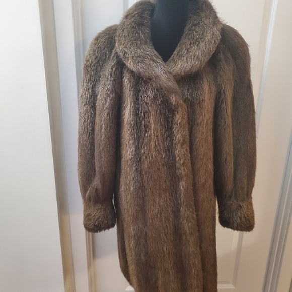 The Fur Vault Fur Coat Women's Fur Coat Sz Large - Picture 2 of 12